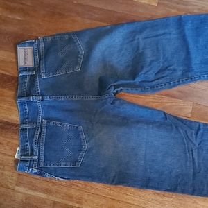 Men's Wrangler dark wash jeans